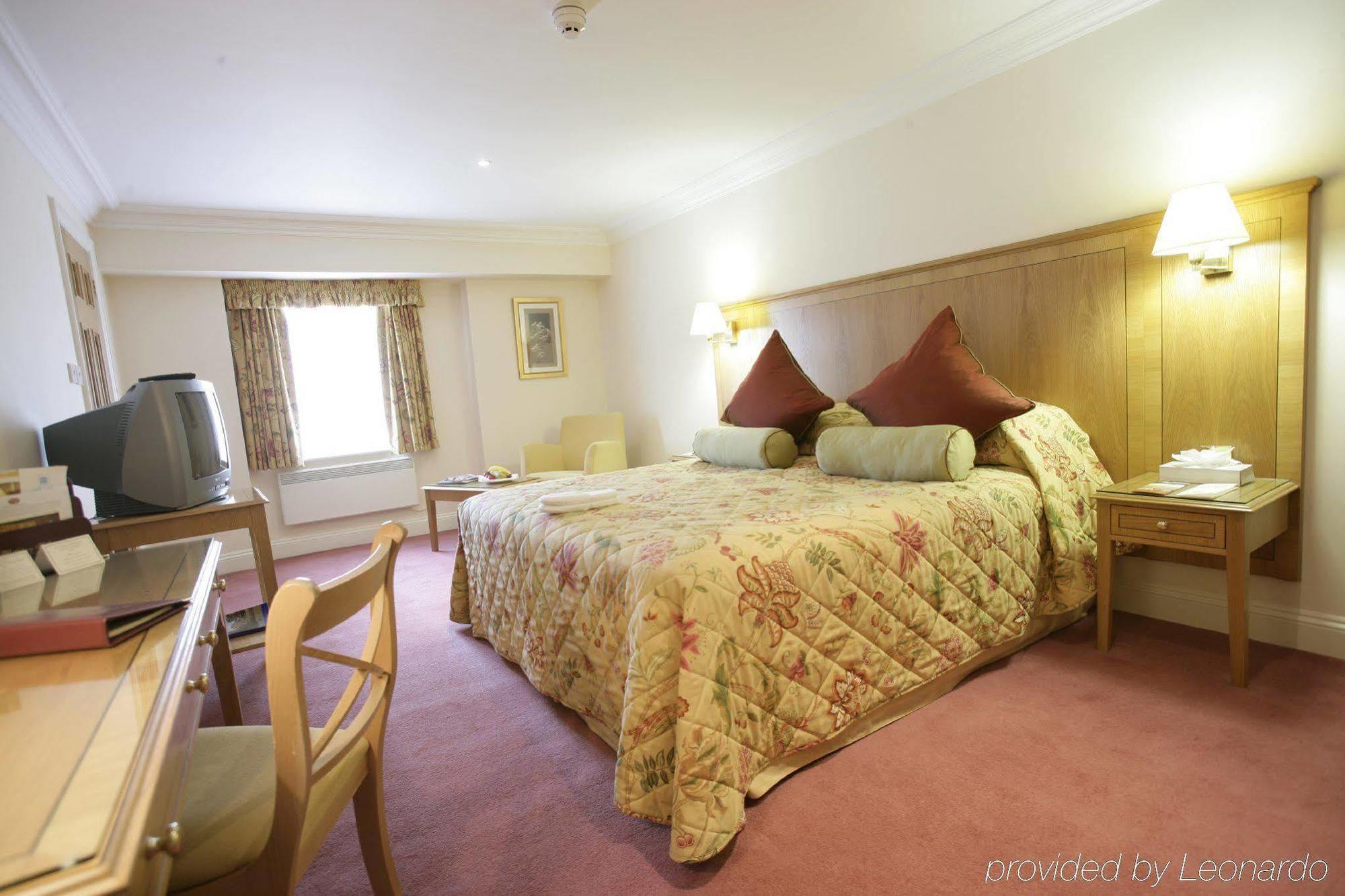 Whittlebury Hall And Spa Δωμάτιο φωτογραφία